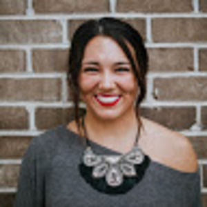 Meet your Posher, Alexia